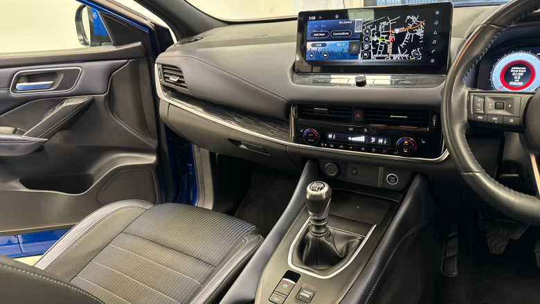 Nissan Qashqai 1.3 DiG-T MH Tekna 5dr Petrol Hatchback